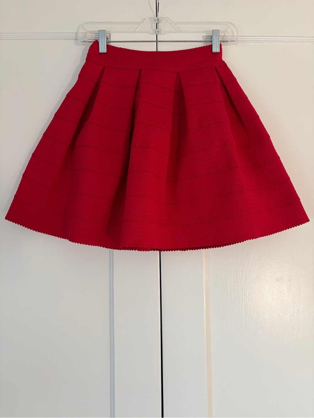 Express Textured Pleated Short A-Line Mini Skirt Red Size XS